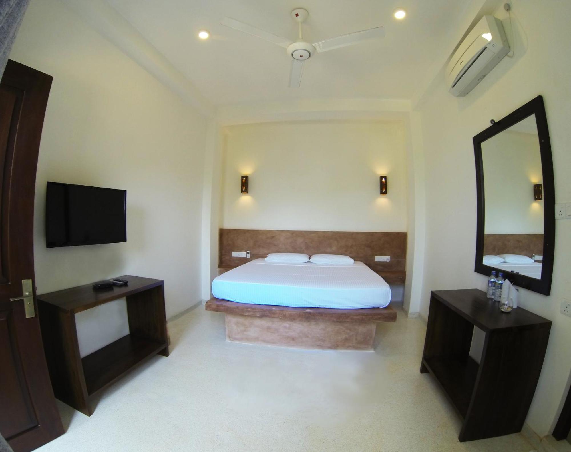 Hideaway Lodge Tangalle Exterior photo